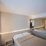 Atena*** סאטורן