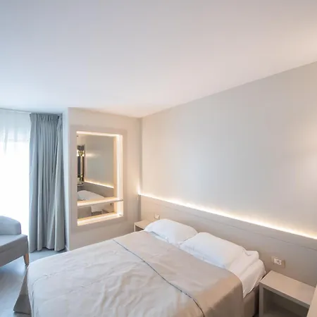 Hotel Atena*** Saturn